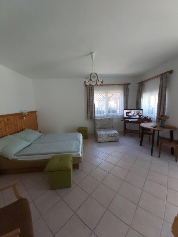 Marika-Lak Apartment ชิโอฟก ภายนอก รูปภาพ